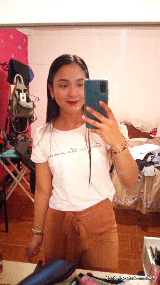 Nueva por aqui 😃
Mi primera foto.
